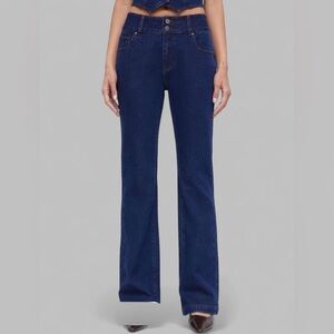 Women’s Dark Wash High Rise Jeans size Medium